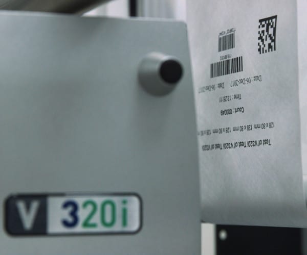 Marcatore-TTO-Domino-V320i-serializzazione blog ed eventi substrati-difficili